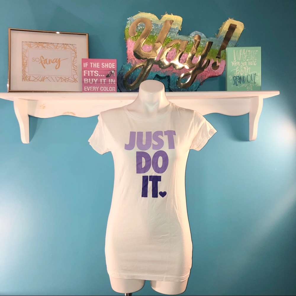Nike t-shirt